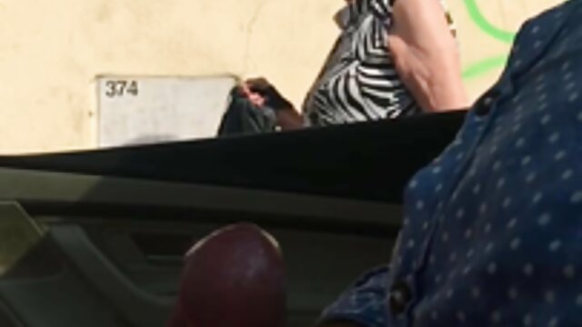 Αγαπημένος :  Πρωκτικό κόκορα ιππασία από την άσχημη MILF Bobbi Starr με όμορφα μάτια Ενηλίκων XXX Βίντεο 